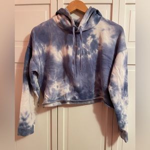 Hippie Rose cropped blue and white tie dye hoodie. Size: M